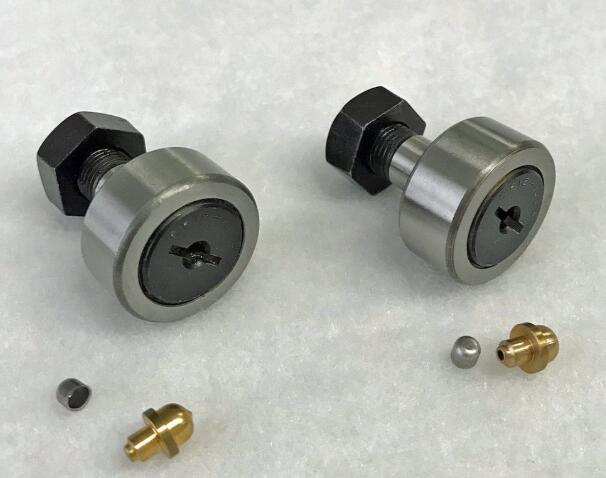 IKO CF10-1UURM Metric Cam Follower Roller Bearing 10mm*26mm*